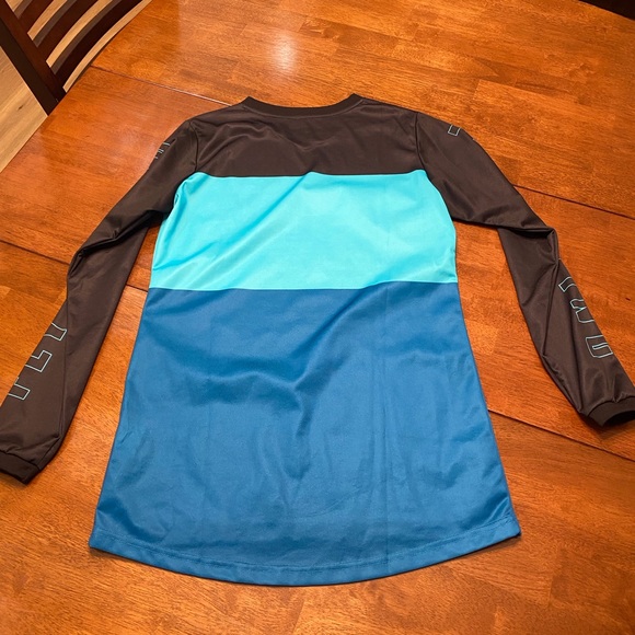 Fly Racing women’s Black & Blue Racing Long Sleeve - Picture 2 of 3